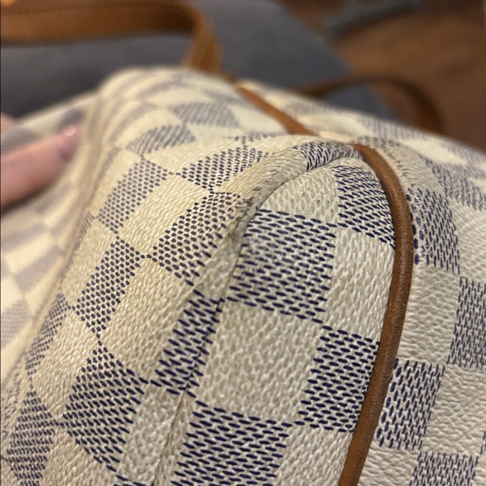 Louis Vuitton Totally Damier Azur PM COA - Picture 17 of 17